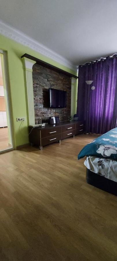 Apartament Яш Екстериор снимка
