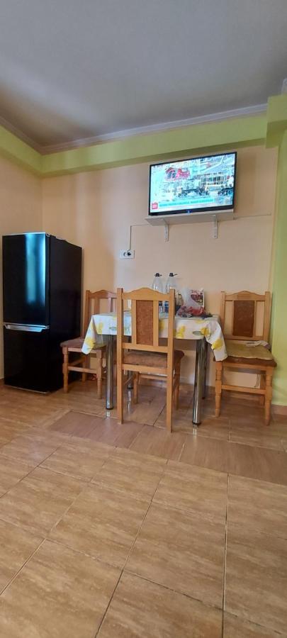 Apartament Яш Екстериор снимка