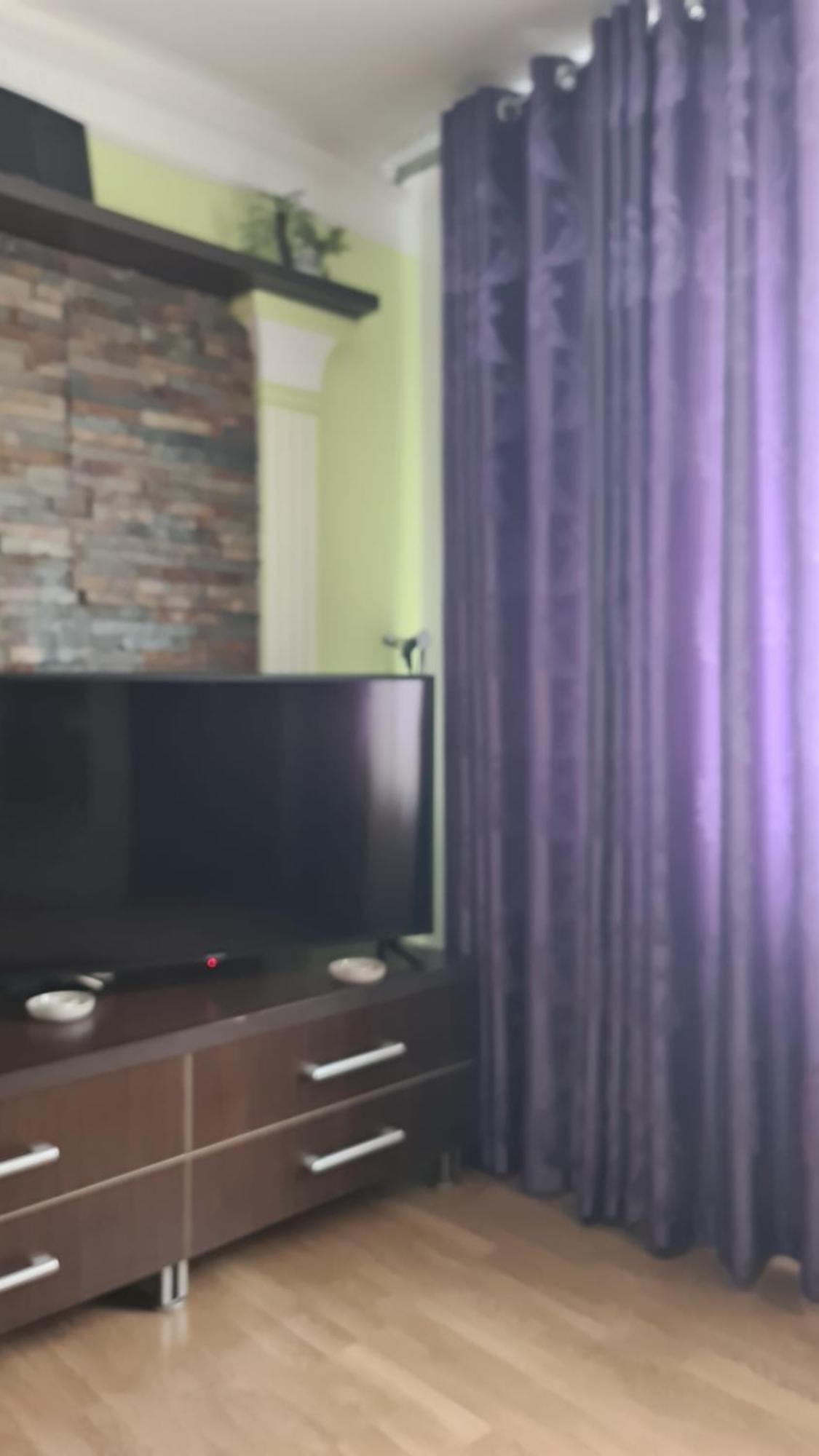 Apartament Яш Екстериор снимка